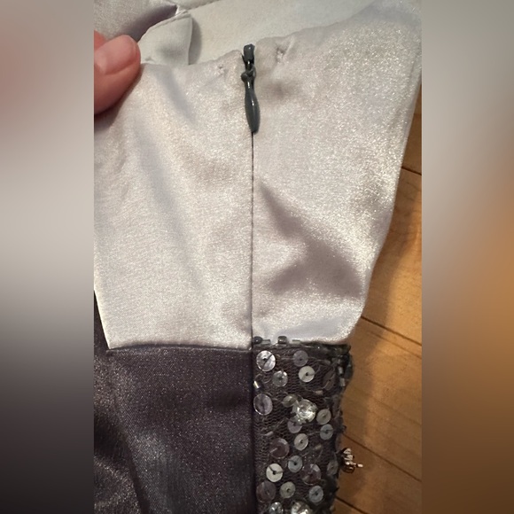 Dress Le Chateau - Picture 2 of 4